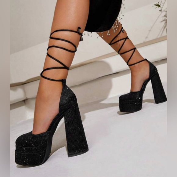 WINDSOR - Rhinestones strappy Satin Pumps! - Picture 2 of 7